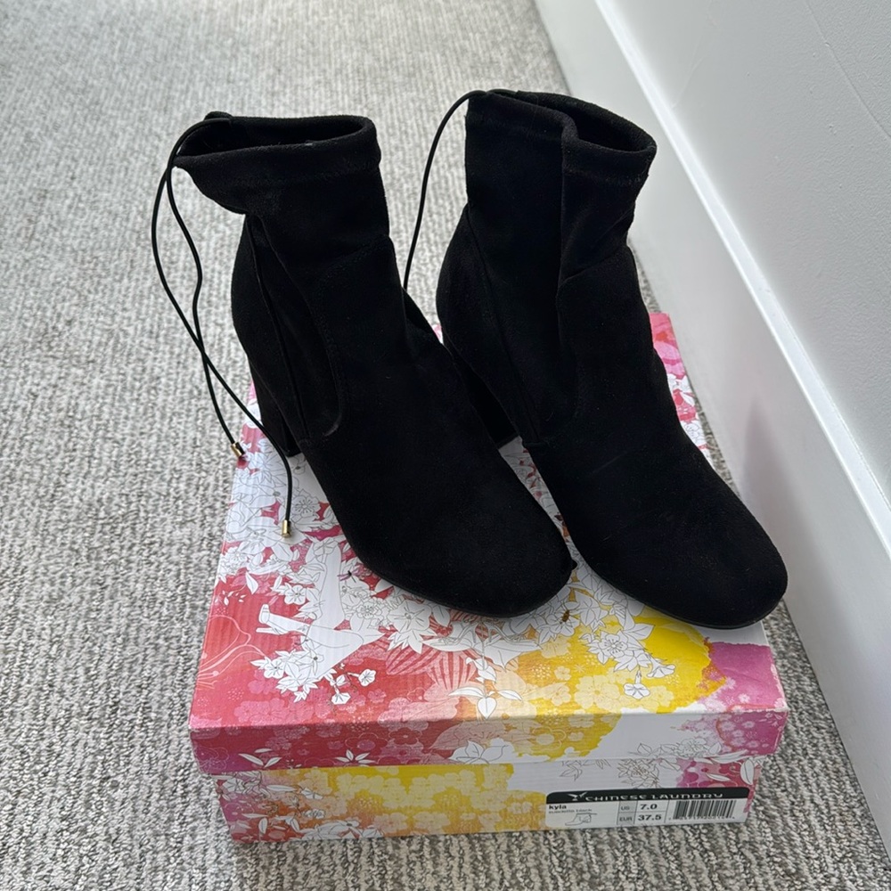 Chinese Laundry Ankle Booties